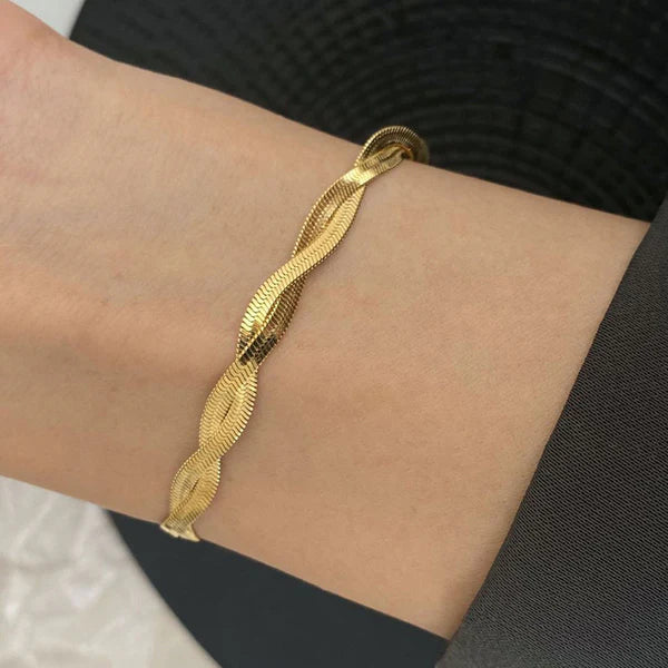 Twist Bracelet