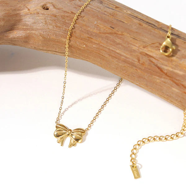 The Belle Necklace