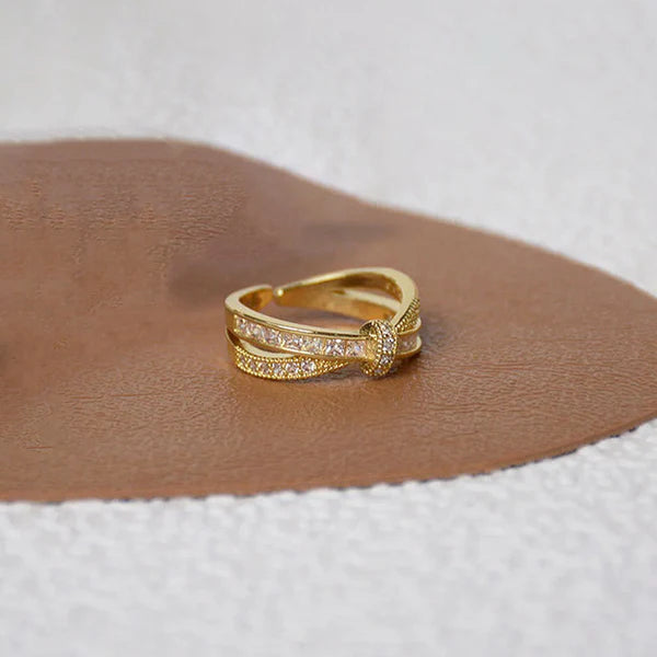 Radiance Knot Ring