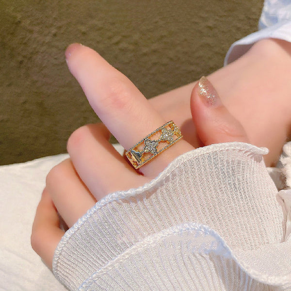 Diamond Clover Ring