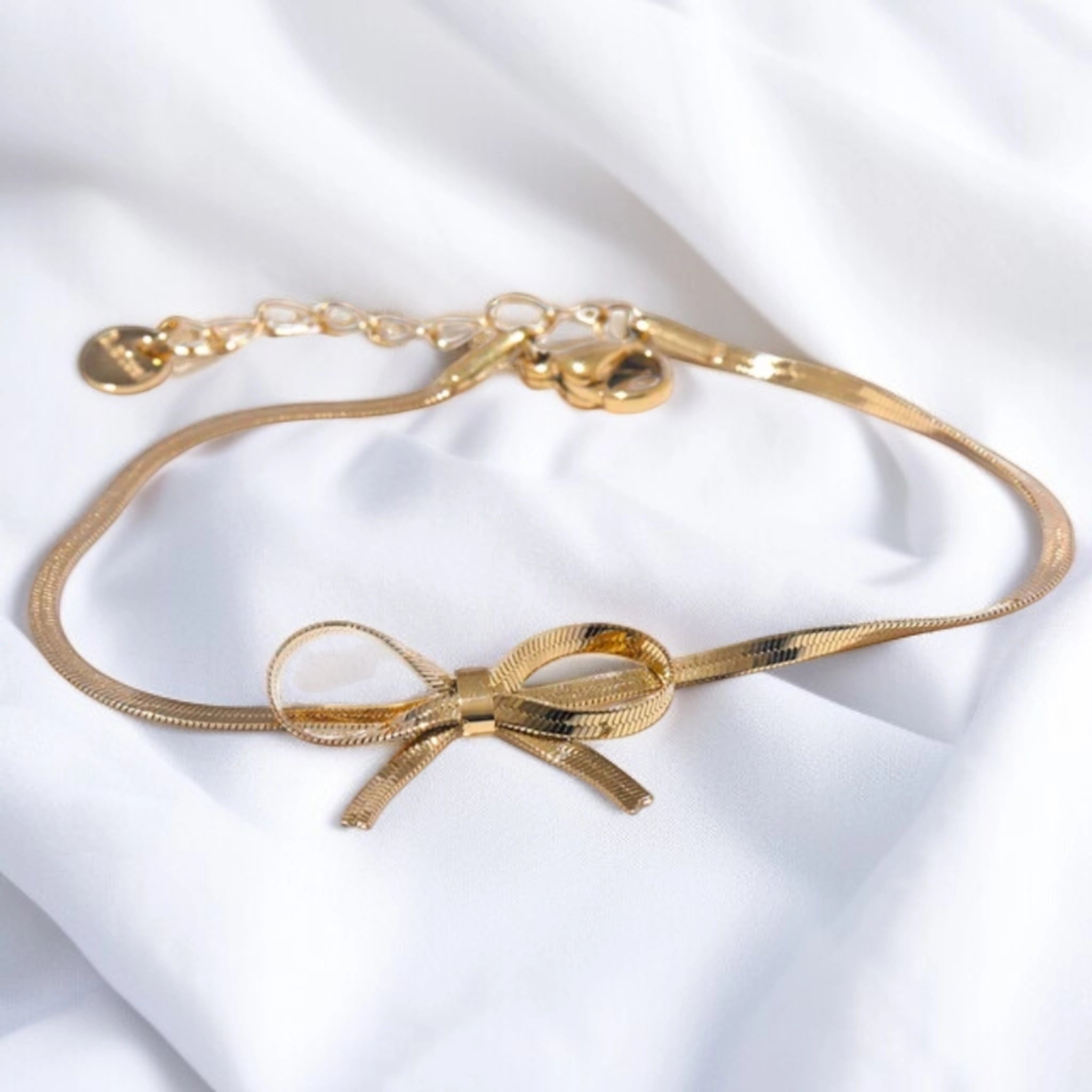 Delicate Gold Bow Necklace