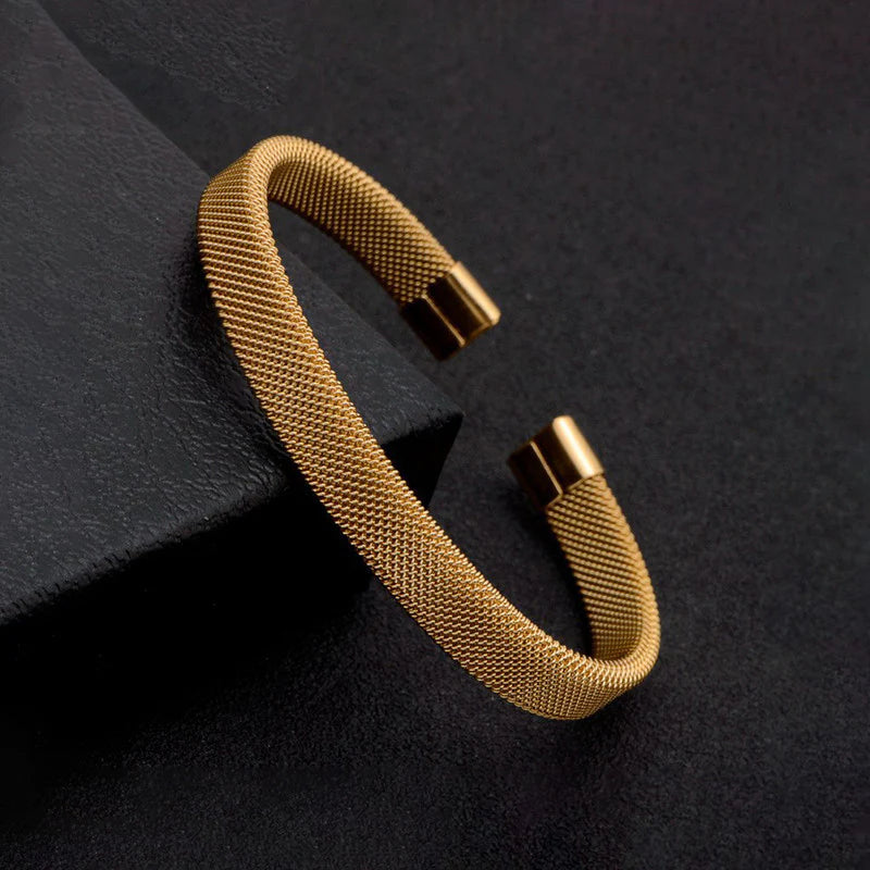 Luxe Gold Mesh Cuff