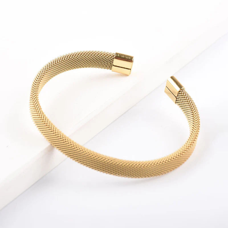 Luxe Gold Mesh Cuff