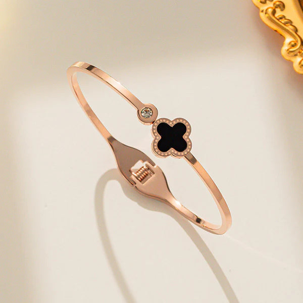 Midnight Clover Charm Bracelet