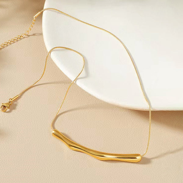 Sculpted Gold Necklace