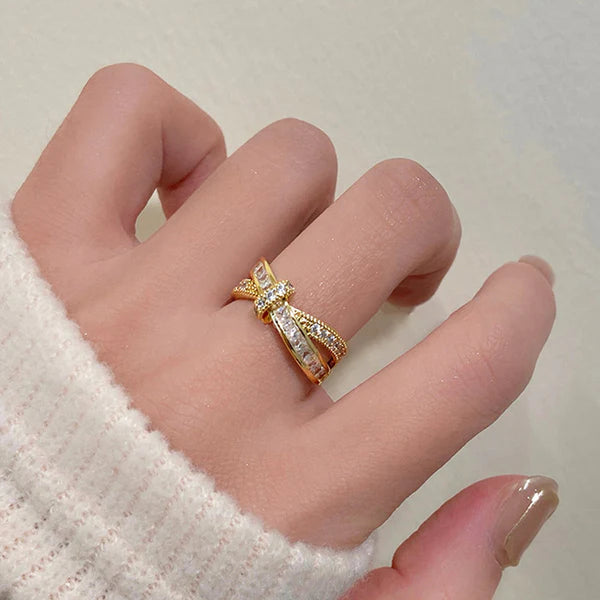 Radiance Knot Ring