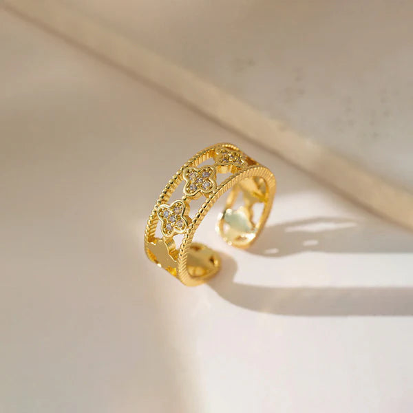 Diamond Clover Ring