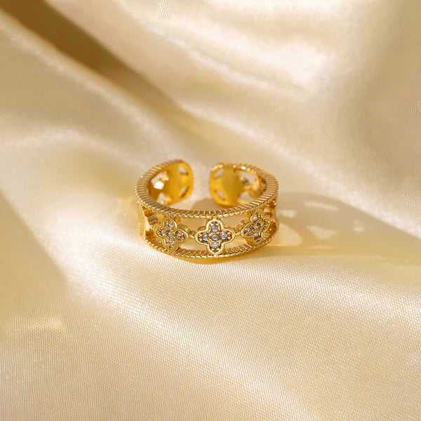 Diamond Clover Ring
