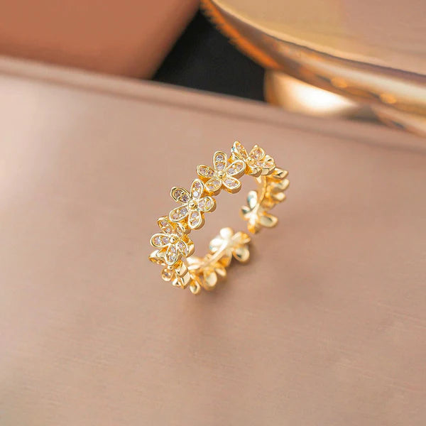 Feminine Flower Ring